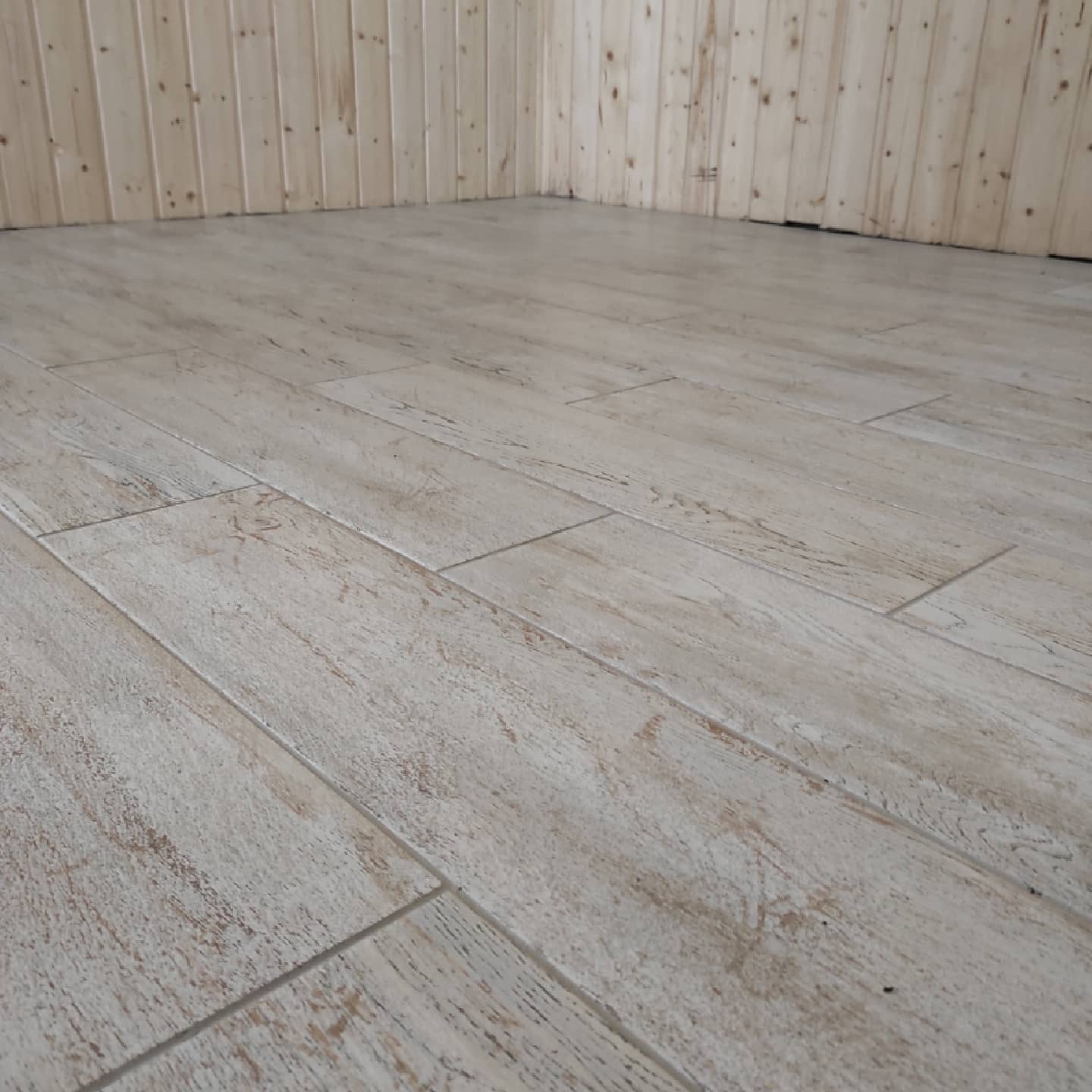 Tile floors project photo 6